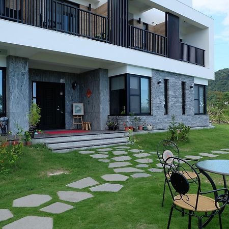 Moonlit Seaview Homestay Donghe Buitenkant foto