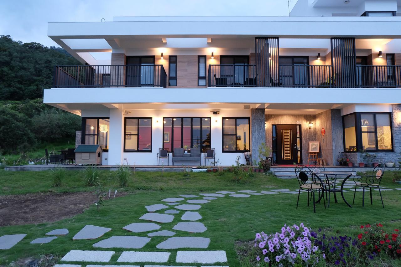 Moonlit Seaview Homestay Donghe Buitenkant foto