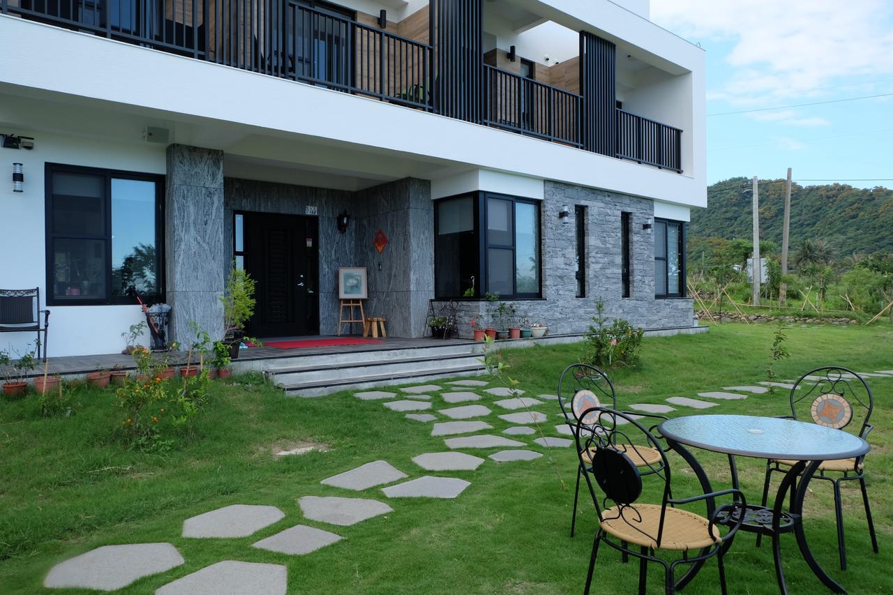 Moonlit Seaview Homestay Donghe Buitenkant foto