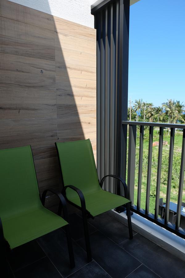 Moonlit Seaview Homestay Donghe Buitenkant foto